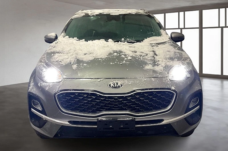 2021 Kia Sportage EX photo 2