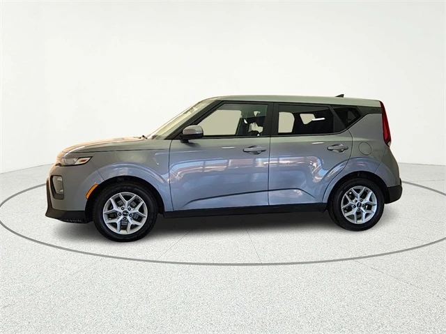 2022 Kia Soul LX photo 4