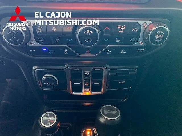 2021 Jeep Wrangler Unlimited Sahara 4XE - Photo 17