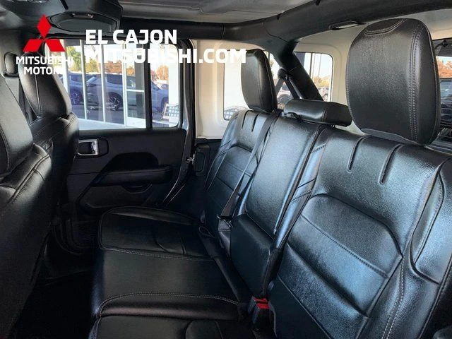 2021 Jeep Wrangler Unlimited Sahara 4XE - Photo 13