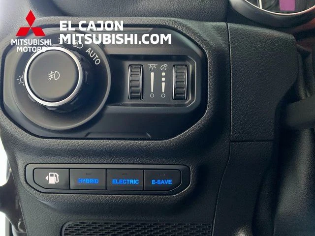 2021 Jeep Wrangler Unlimited Sahara 4XE - Photo 14