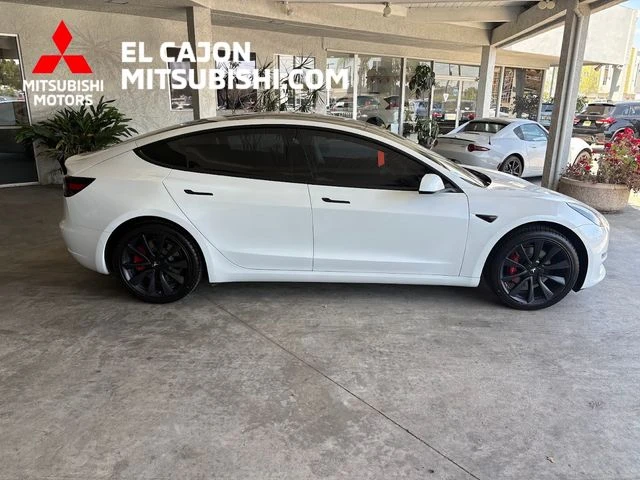 2019 Tesla Model 3 Standard Range Plus's photo