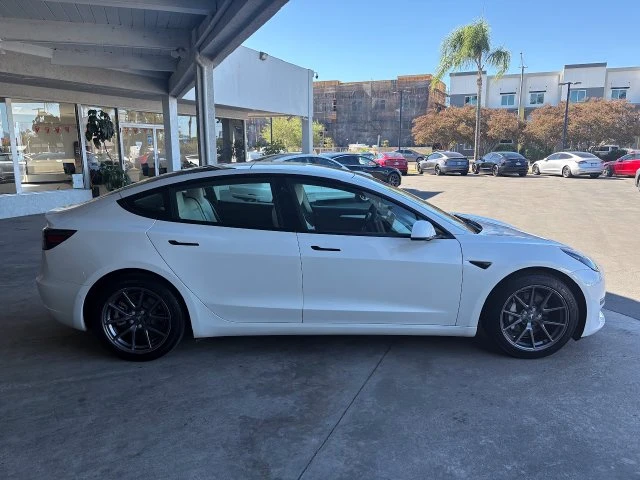 Used 2022 Tesla Model 3 Long Range with VIN 5YJ3E1EB1NF135737 for sale in El Cajon, CA