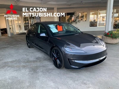 2025 Tesla Model 3 Performance's photo