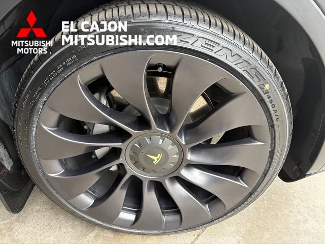 2020 Tesla Model Y Long Range Dual Motor All-Wheel Drive's photo