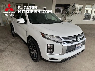 2020 Mitsubishi Outlander Sport SE's photo