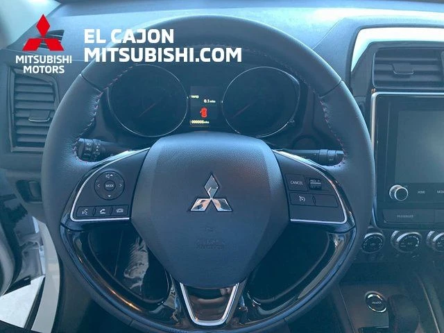 2026 Mitsubishi Outlander Sport LE - Photo 11