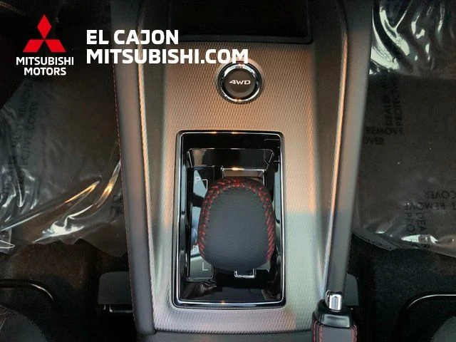 2026 Mitsubishi Outlander Sport LE - Photo 12
