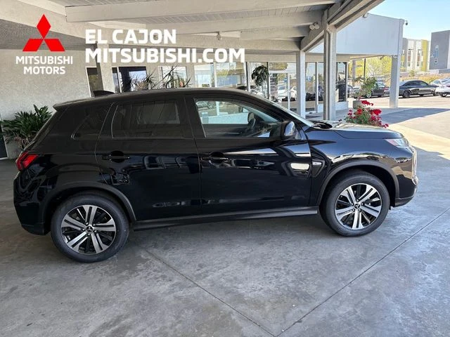 2026 Mitsubishi Outlander Sport 2.0 ES AWC CVT's photo