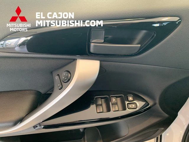 2026 Mitsubishi Eclipse Cross LE - Photo 8