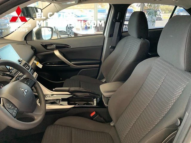 2026 Mitsubishi Eclipse Cross LE - Photo 9