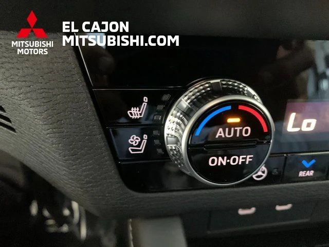 2026 Mitsubishi Outlander SEL - Photo 15