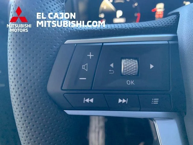 2026 Mitsubishi Outlander SEL - Photo 17