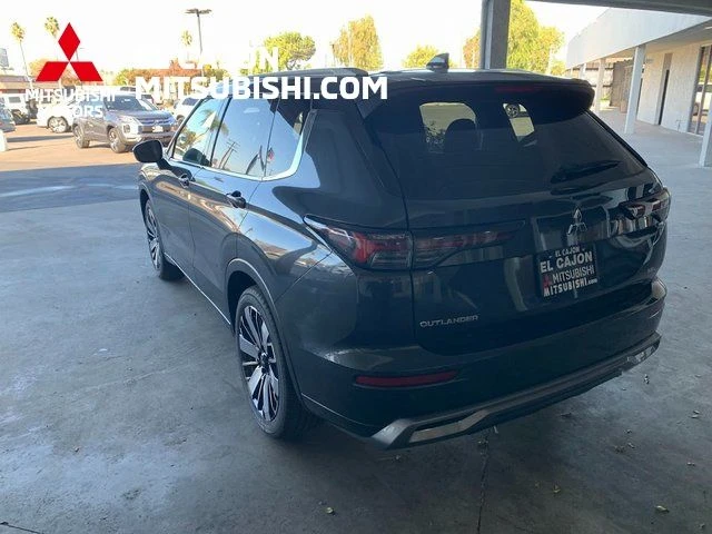 2026 Mitsubishi Outlander SEL - Photo 4