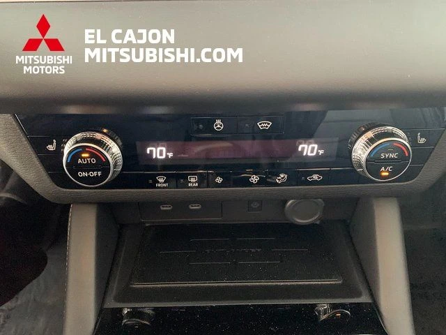 2026 Mitsubishi Outlander SE - Photo 15