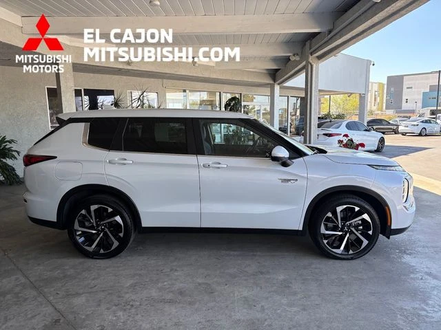 Used 2025 Mitsubishi Outlander Plug-in Hybrid SE with VIN JA4T5VA98SZ048329 for sale in El Cajon, CA