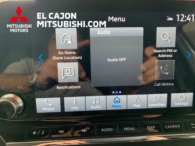 2025 Mitsubishi Outlander Plug-in Hybrid SE - Photo 17