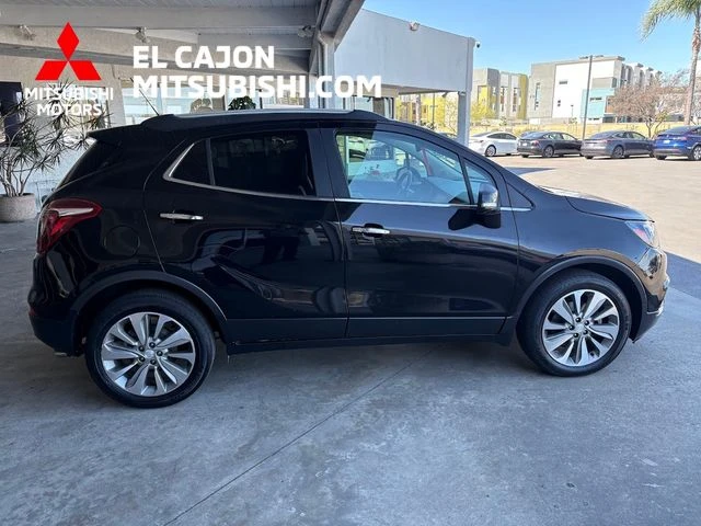 2019 Buick Encore Preferred's photo