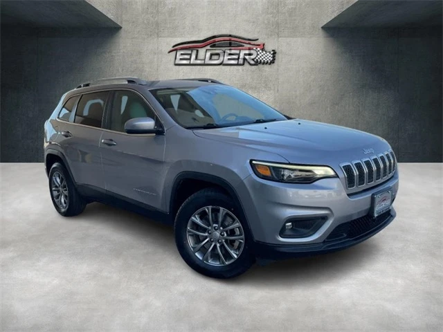 2021 Jeep Cherokee Latitude Lux photo 3