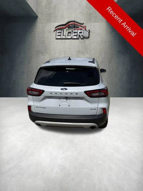 Elder Mitsubishi