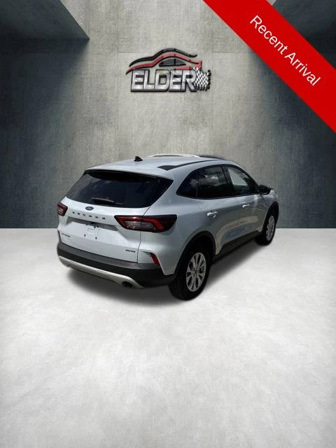 Elder Mitsubishi