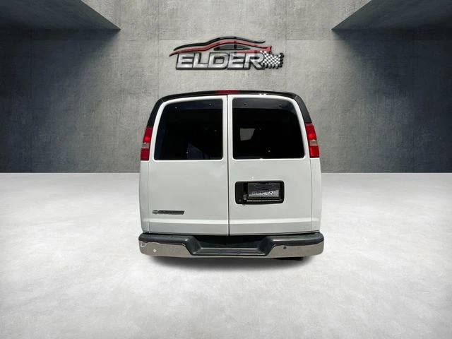 Elder Mitsubishi