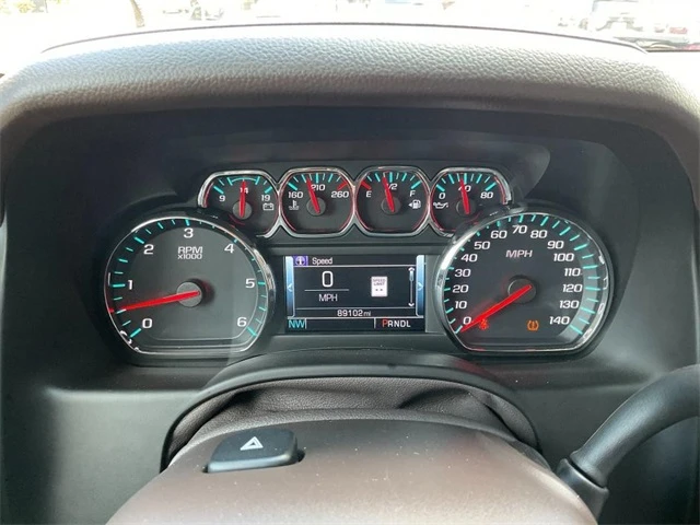 2020 Chevrolet Tahoe LT photo 2