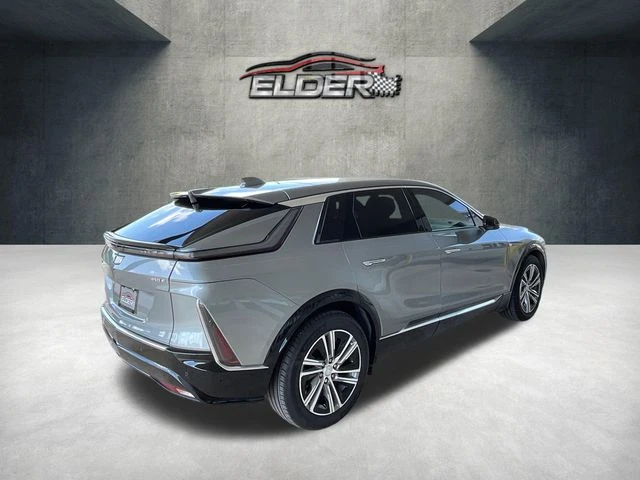Elder Mitsubishi