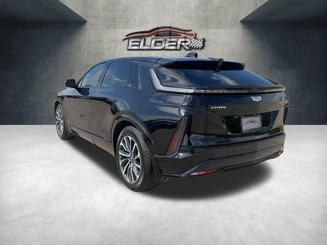Elder Mitsubishi