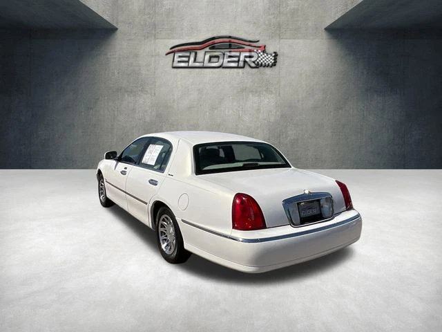Elder Mitsubishi