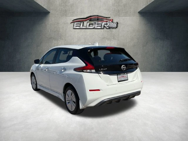 Elder Mitsubishi