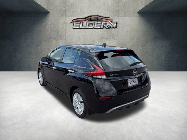 Elder Mitsubishi