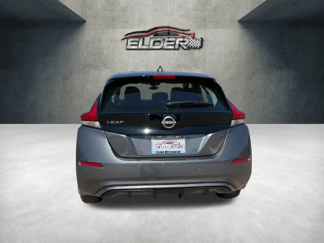 Elder Mitsubishi