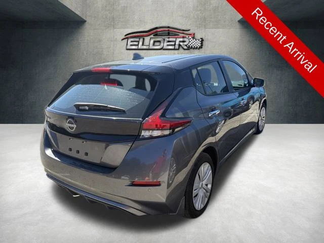 Elder Mitsubishi