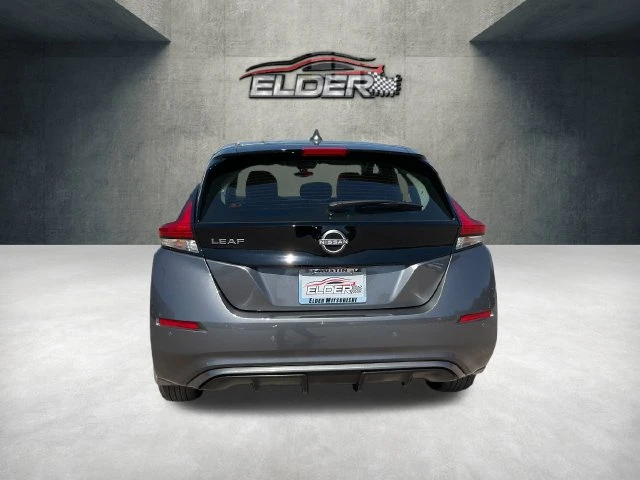 Elder Mitsubishi