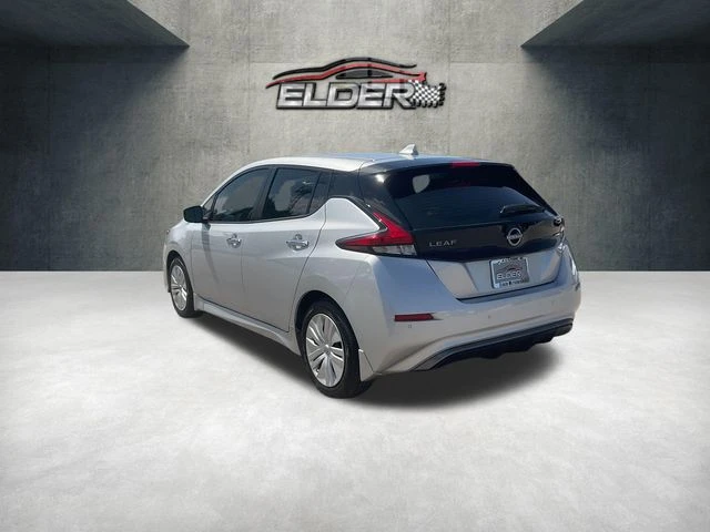 Elder Mitsubishi