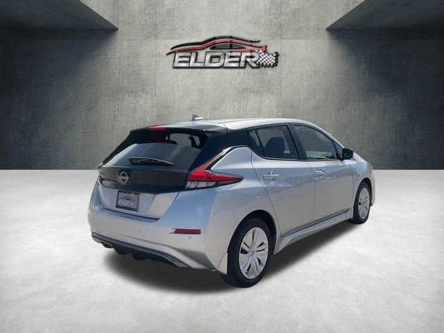 Elder Mitsubishi