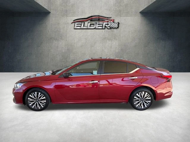 Elder Mitsubishi