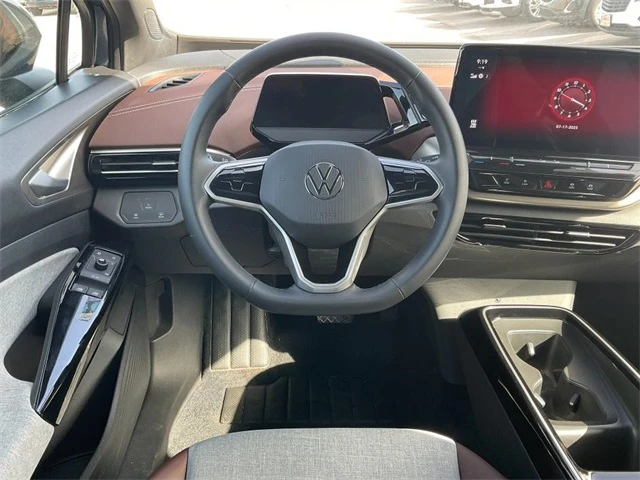 Used 2023 Volkswagen ID.4 PRO with VIN 1V2CMPE82PC009881 for sale in Killeen, TX