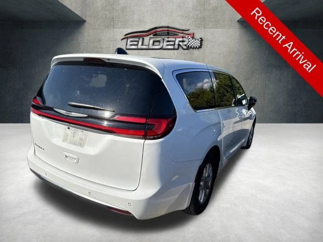 Elder Mitsubishi