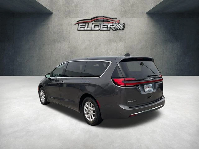 Elder Mitsubishi