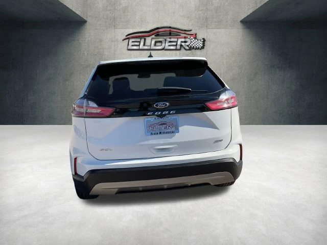 Elder Mitsubishi