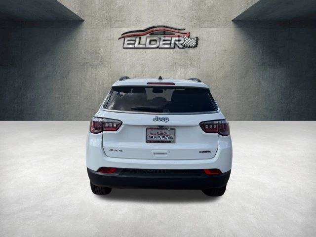 Elder Mitsubishi