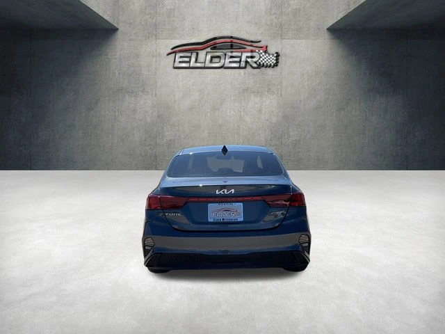 Elder Mitsubishi