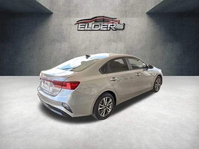 Elder Mitsubishi