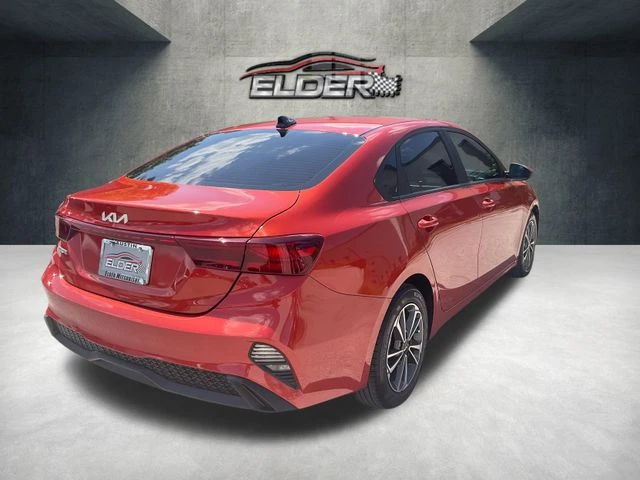 Elder Mitsubishi