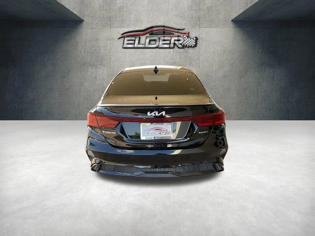 Elder Mitsubishi