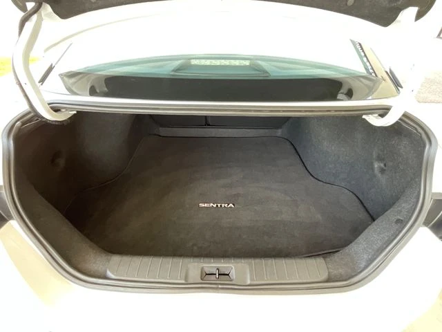2025 Nissan Sentra S - Photo 9