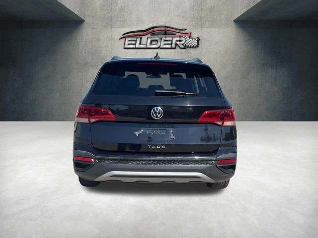 Elder Mitsubishi
