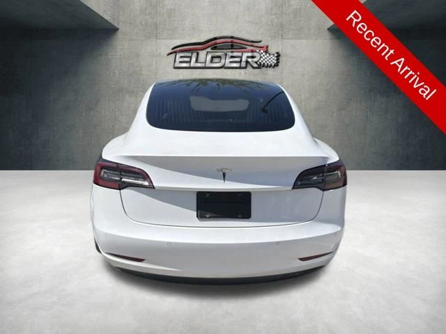 Elder Mitsubishi